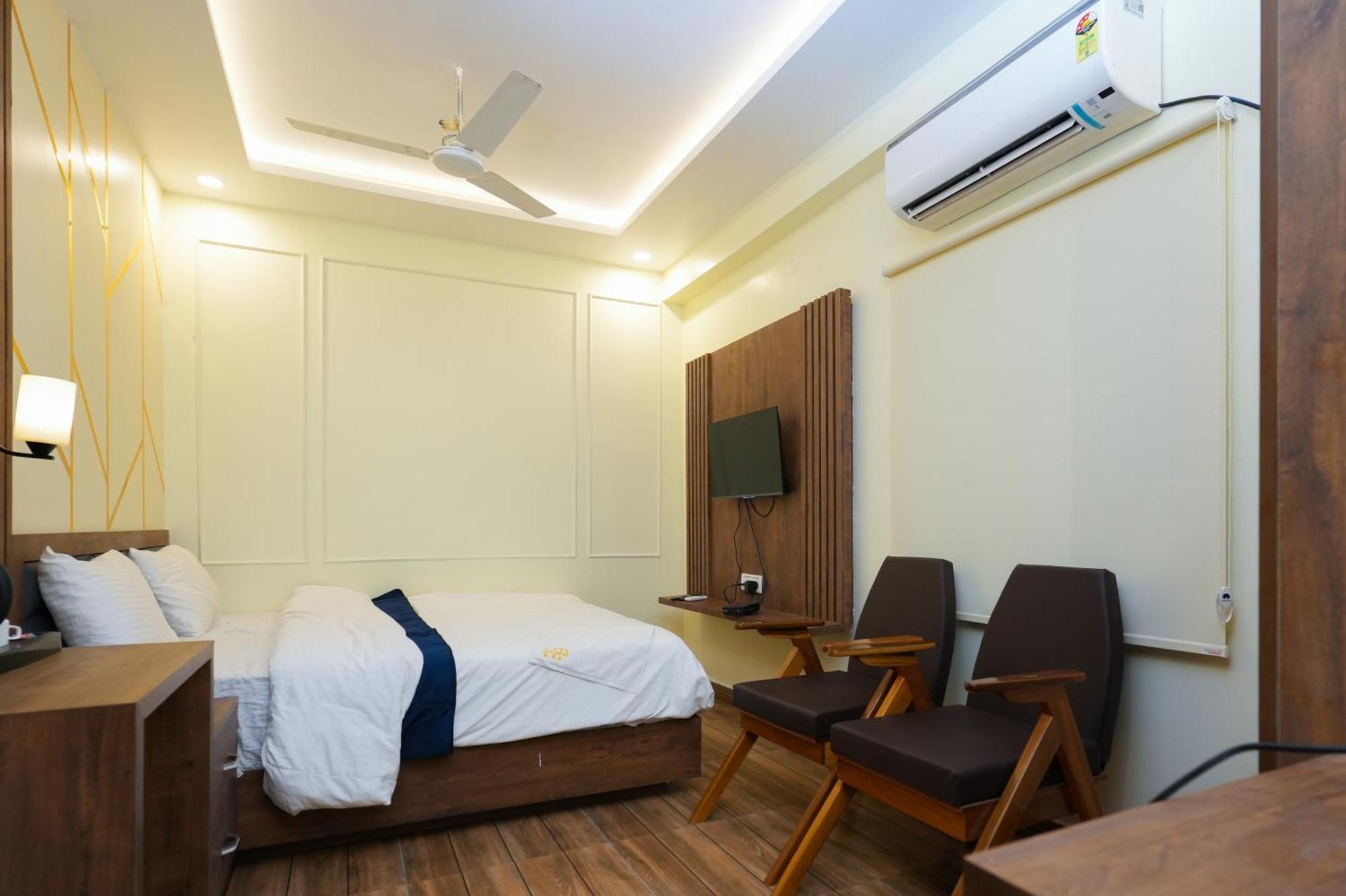 Hotel Pavitra Purnia ภายนอก รูปภาพ