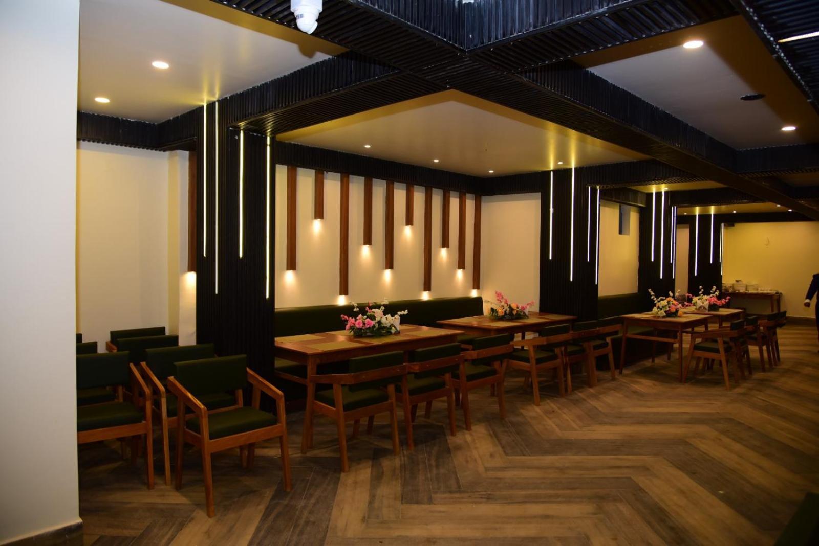 Hotel Pavitra Purnia ภายนอก รูปภาพ